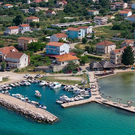 Homes4you K1 فيلة Kraj (Zadar)
